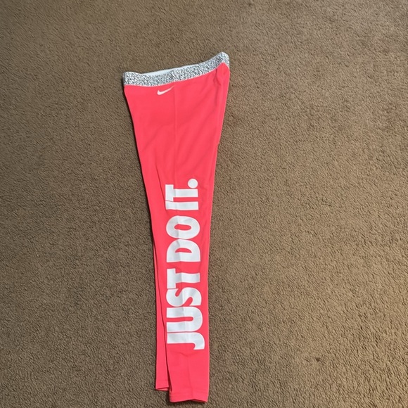 Nike leggings - Picture 3 of 3